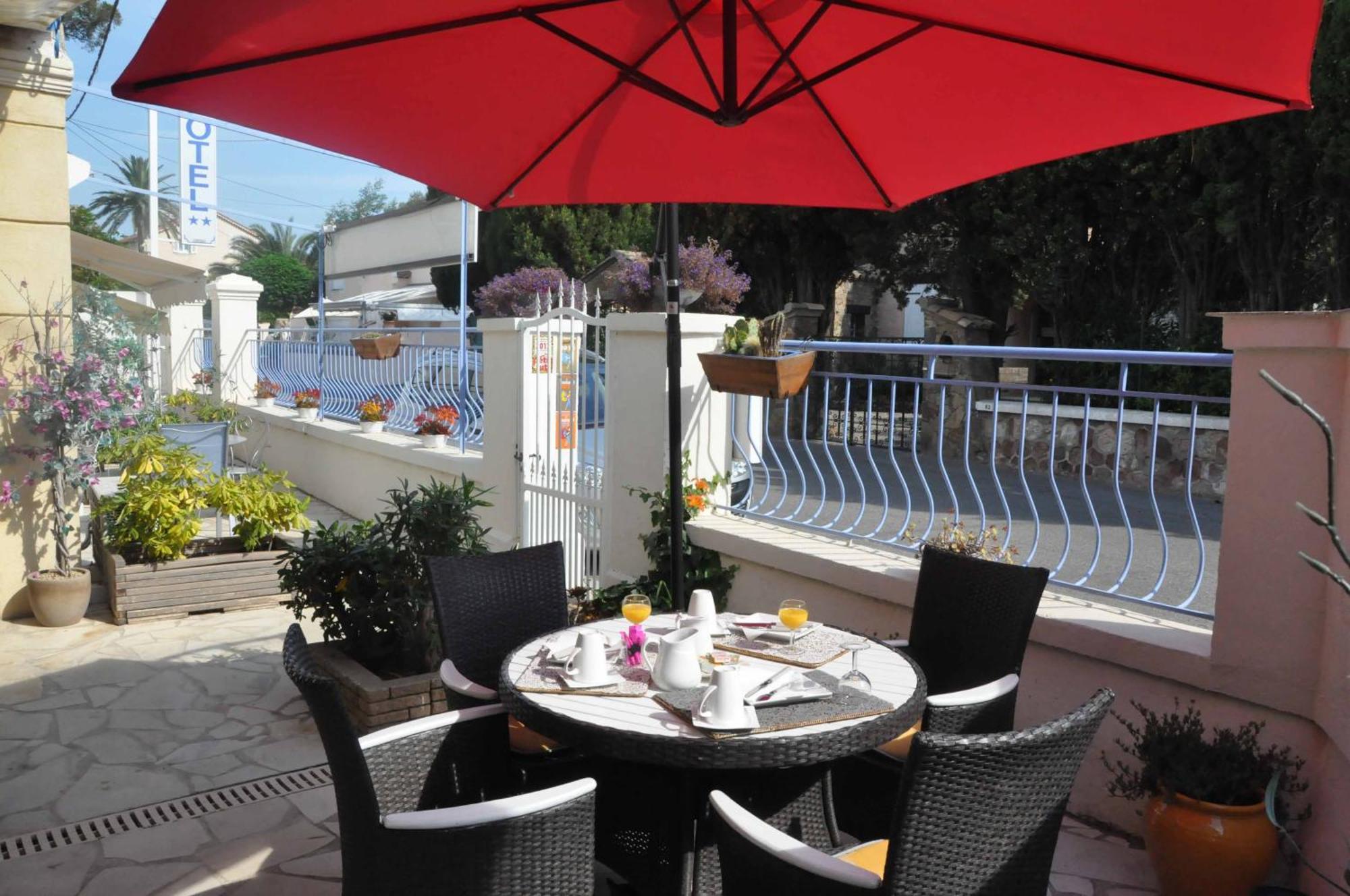Hotel L'Escale Au Soleil Saint Aygulf Buitenkant foto